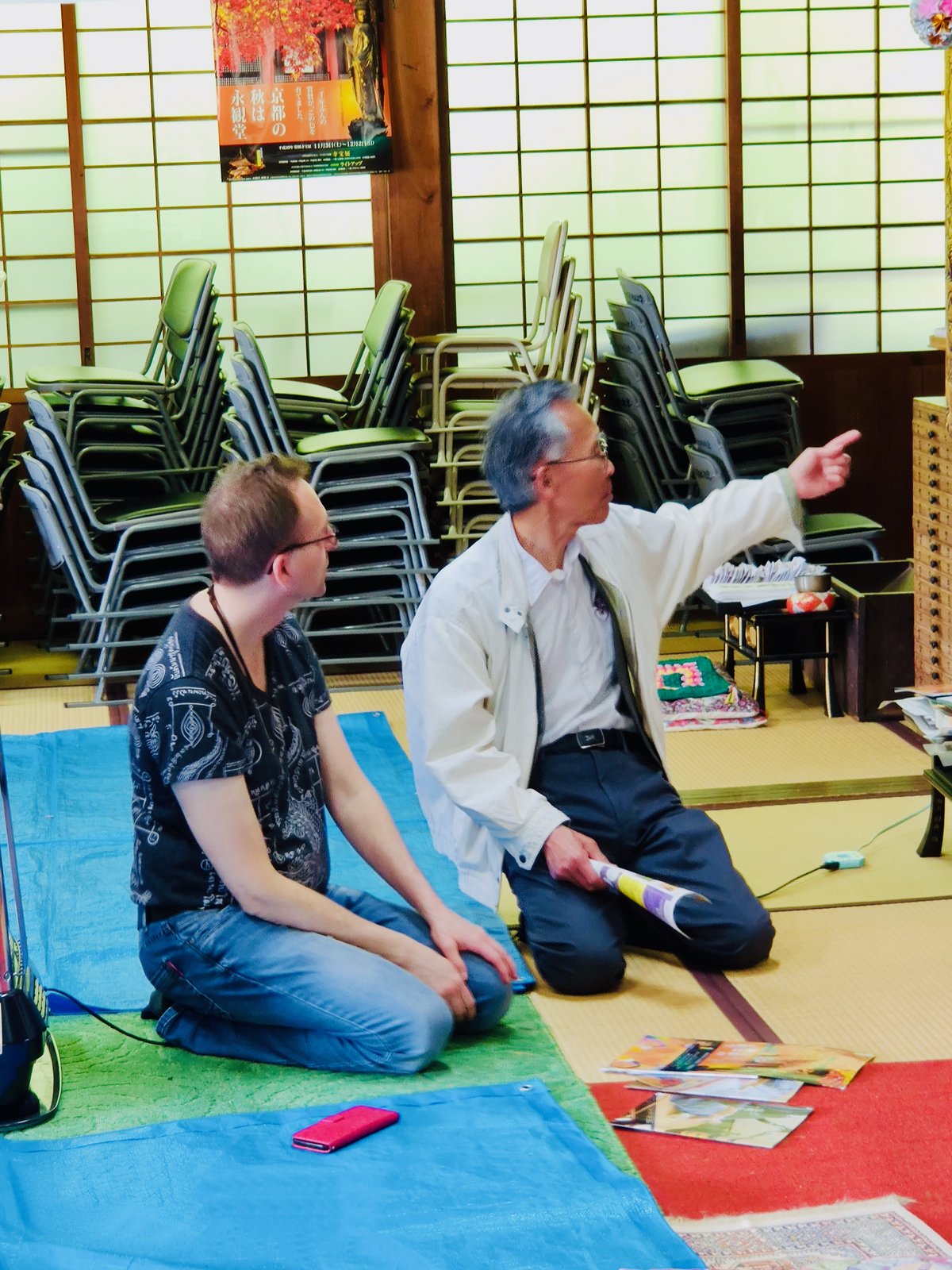 Dr. Mark Hosak mit Usui-San · Lehrmoment in Taniai
